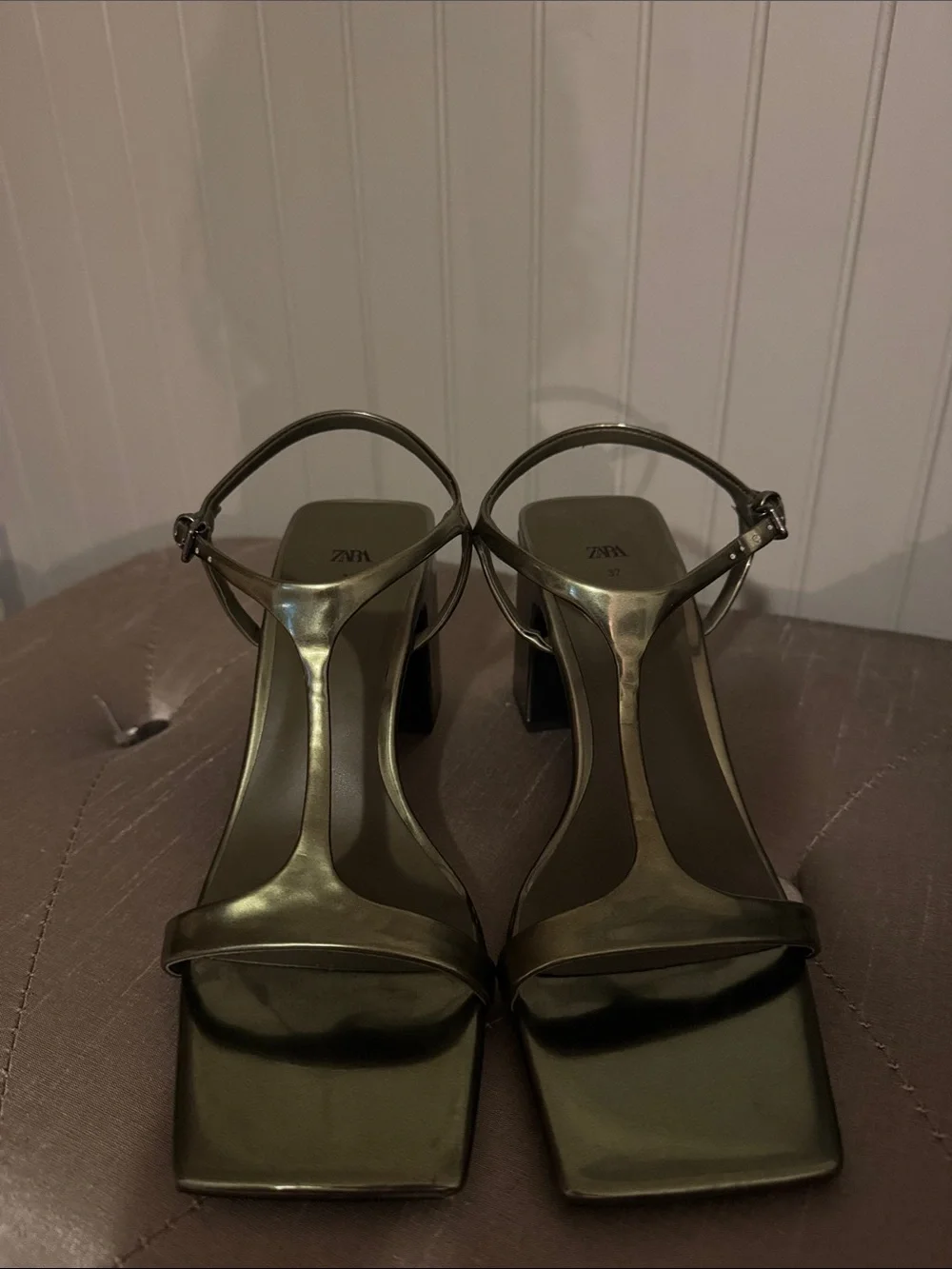 Zara Metallic Olive Green Square Toe Block Heel Sandals - Picture 2 of 6
